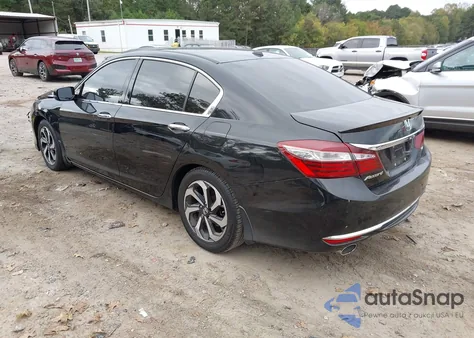 2017 Honda Accord Ex-L V6 z USA, uszkodzony, nr VIN 1HGCR3F8XHA026937